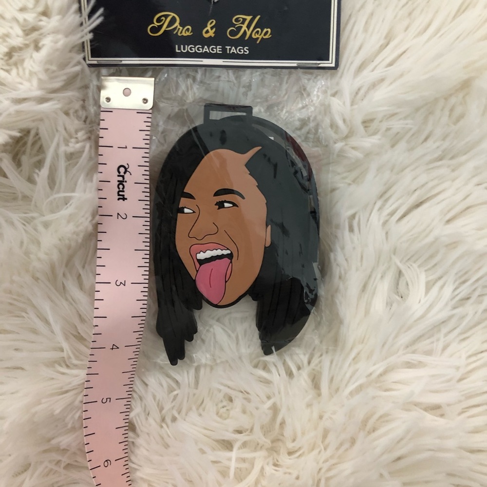 Cardi B luggage tag - Picture 2 of 4